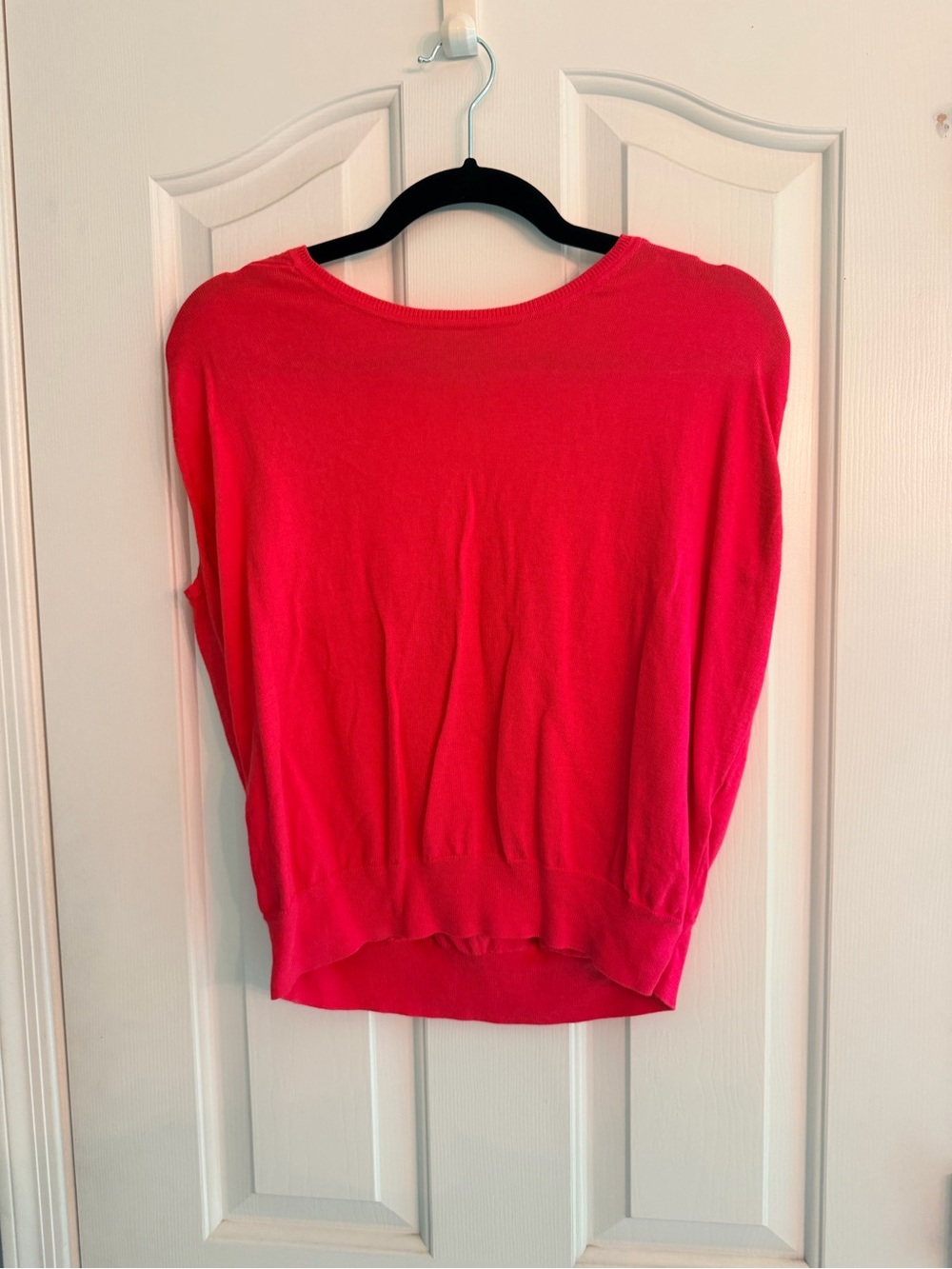 ✨ 3/$30 Banana Republic Forever Crewneck Sweater in Bright Pink